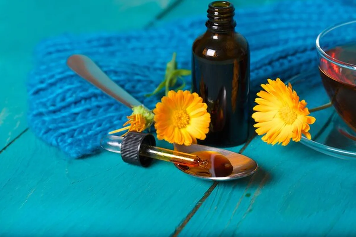 Nalewka z nagietka do płukania ust