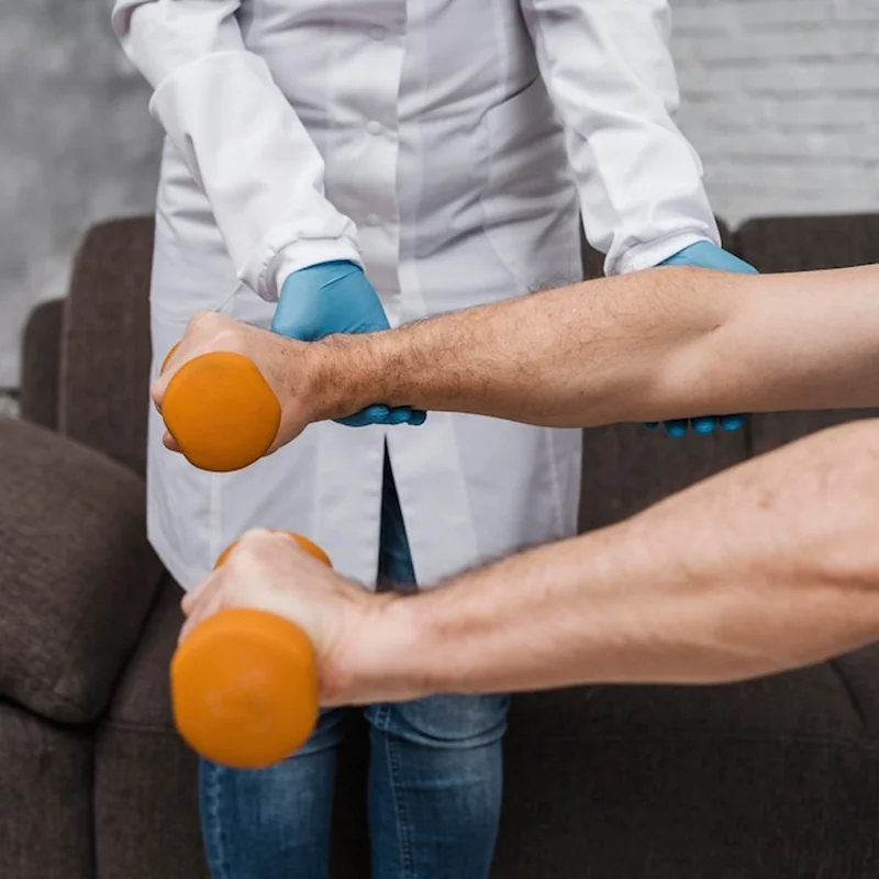 Porażenie nerwu promieniowego – ile trwa rehabilitacja?